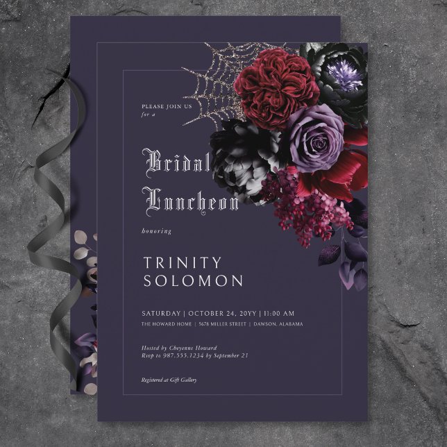 Invitation Déjeuner nuptial violet foncé et argenté Web (Dark Purple Floral & Silver Web Bridal Luncheon Invitation)