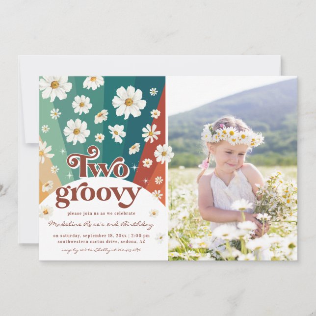 Invitation Deuxième anniversaire groovy | Rétro Daisy Rainbow (Devant)