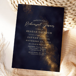 Invitation Dîner de répétition calligraphié bleu marine et or