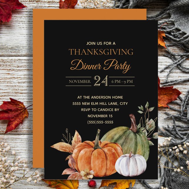 Invitation Dîner de Thanksgiving Black Party avec des citroui (Elegant Thanksgiving Dinner invitation with orange and white pumpkins on black)