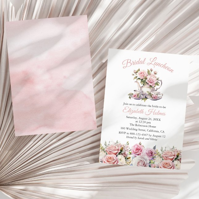 Invitation Dîner nuptial à base de thé rose pâle (Blush Pink Roses Tea Set Bridal Luncheon Invitation on  a sunny neutral dry palm leaf.)