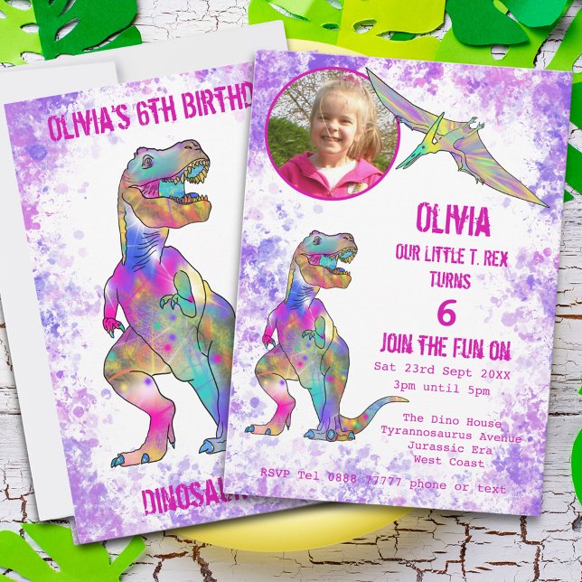 Invitation Dinosaur 5e Anniversaire T Rex Fille Photo Violet  (Girls 5th dinosaur birthday party invitation photo template T-Rex pterodactyl pink watercolor splash)