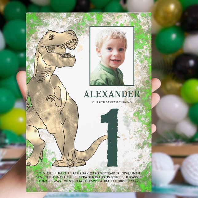 Invitation Dinosaur Jungle 1ère fête d'anniversaire Photo (Dinosaur T-Rex boys photo 1st birthday party invitation green and brown watercolor)