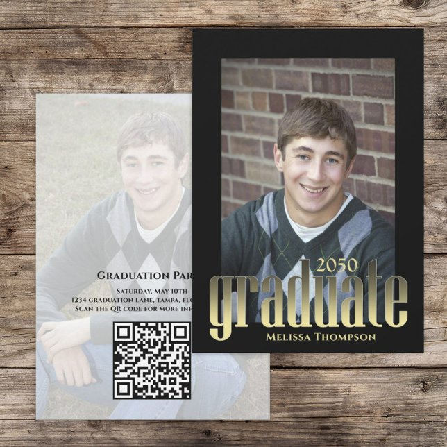 Invitation Diplômé Moderne Simple Or Stylish Typographie (Graduation photo invitation announcement with gold modern typography.)