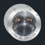Invitation Disco Ball Anniversaire Disco Dance Party Circle<br><div class="desc">Tu te souviens des boules disco ? Lumières noires ? Si vous êtes assez vieux pour vous rappeler, c'est l'invitation de la fête disco pour vous - forme cercle Super. Photo réelle d'une vieille école, miroir argent boule disco contre un arrière - plan gris argenté avec des étoiles de parties...</div>