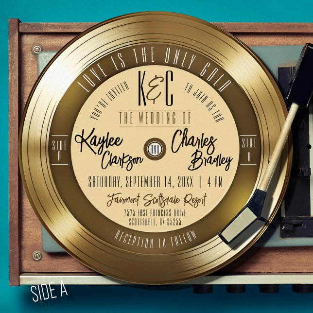 Invitation Disque vinyle or rétro mariage unique (Retro gold vinyl record groovy 70's elegant vintage modern QR code unique round wedding invitation)