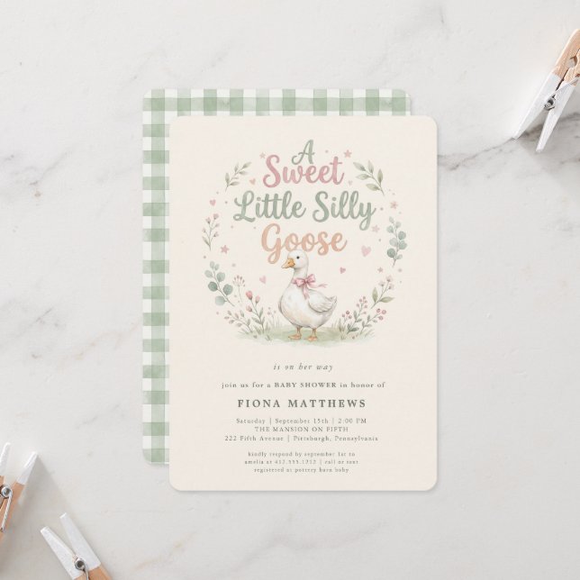 Invitation Douce petite fête de bébé Goose Sage Gingham  (Devant/Arrière en situation)