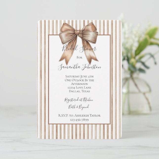 Invitation Douche de Mariage Cocoa Bow Marron Crème Rayures  (Debout devant)