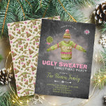 Invitation Doux moche Noël fête rose noir tableau noir<br><div class="desc">Fête de Noël moche Sweater vintage inspiré avec un pull rose framboise tricoté et vert foune,  casquette d'hiver et une sucette sur un arrière - plan de tableau noir gris foncé avec une aquarelle rose lavé.             Chauffeurs,  casquettes et flocons de neige motif au verso.             Personnalisez-le avec vos détails !</div>