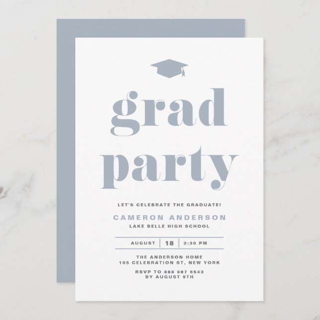Invitation Dusty Blue Retro Bold Typographie Parti de graduat (Devant / Derrière)