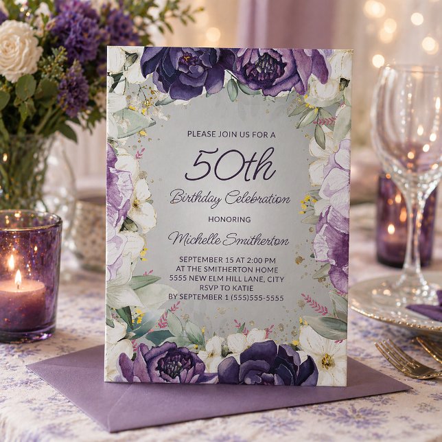 Invitation Elégant Anniversaire 50 ans Fleurs Paillettes Viol (Elegant purple and white watercolor floral 50th birthday party invitation)