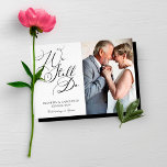 Invitation Élégant Anniversaire Vow Renouvellement Photo<br><div class="desc">Elégant mariage Anniversaire Vow Renouveau Photo Invitations avec élégante typographie de script dans le noir et blanc classique moderne. Ajoutez facilement votre propre photo et vos détails pour une invitation étonnante !</div>