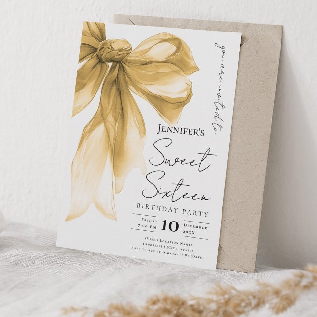 Invitation Élégant Arc d'Or Coquette Script Douce Fête de 16  (Elegant Gold Bow Coquette Script Sweet 16 Party Invitation)