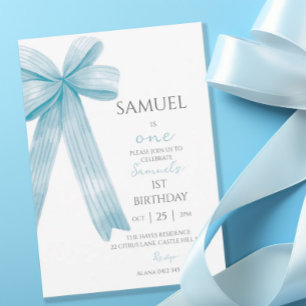 Invitation Elégant bleu minimaliste Bow First BIrthday Boy