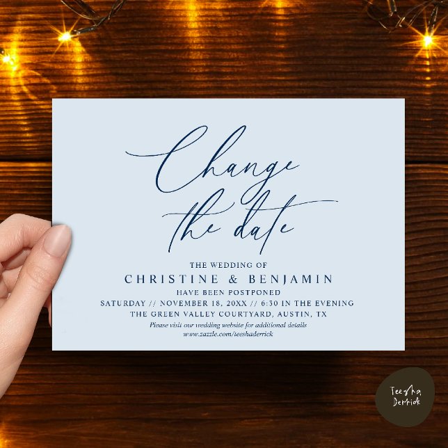 Invitation Élégant Changement de Date Report de Mariage  (Elegant Script Change the Date Wedding Postponement Invitation Card in Misty Navy Blue)