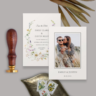 Invitation Élégant Fleur sauvage beige photo Enregistrer la d