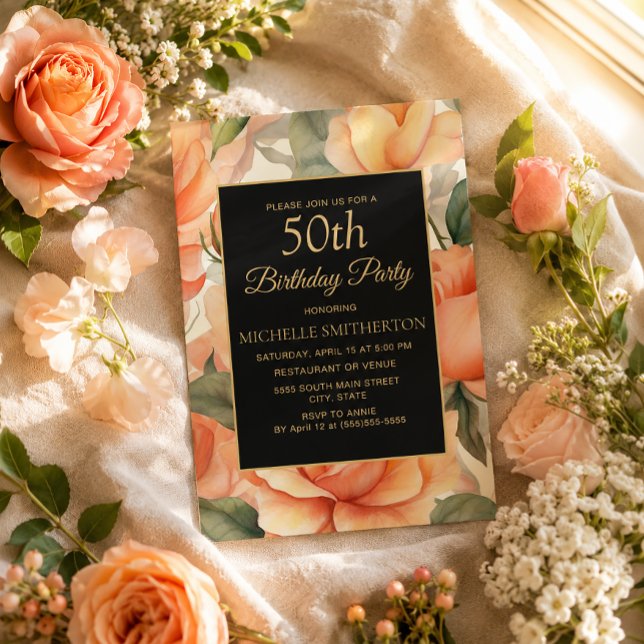Invitation Élégant Floral de Pêche Noir et Or  (Peach roses on black and gold 50th birthday invitation)