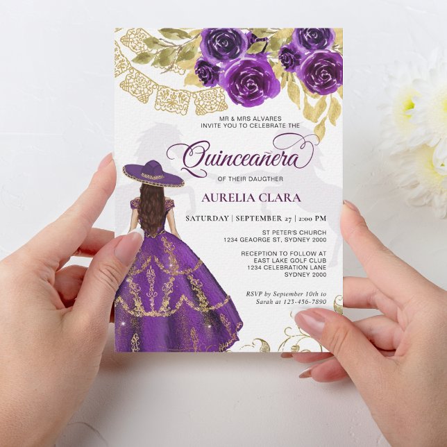 Invitation Élégant Floral Violet Cheval Quinceañera (Créateur téléchargé)
