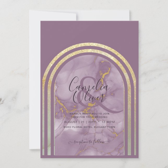 Invitation Élégant Mariage d'arc doré de baies violettes (Devant)