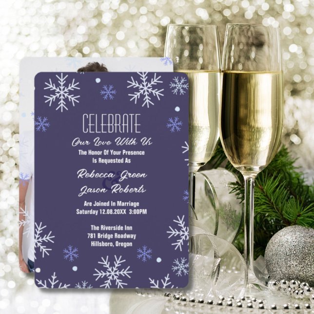 Invitation Élégant Mariage de la région des merveilles hivern (Blue snowflakes Christmas Holiday Winter Wedding Invitations)