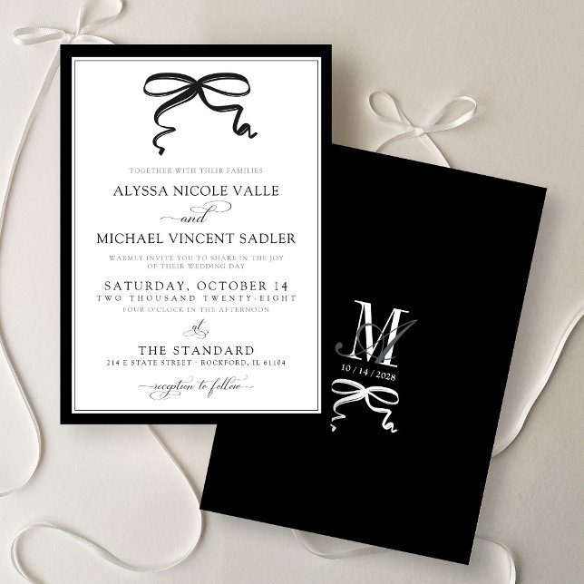 Invitation Élégant Nœud Noir et Blanc Simple Mariage Moderne (Elegant modern black and white bow simple calligraphy script minimalist monogram wedding invitation)