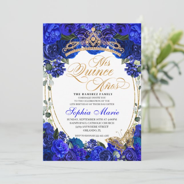 Invitation Elégant Royal Blue Floral Quinceanera Anniversaire (Debout devant)