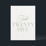 Invitation Elégant Sage Vert & Mariage Beige 25 Numéro de tab<br><div class="desc">Ce numéro de table élégant présente un arrière - plan rayé beige doux avec une typographie de sauge verte raffinée et des accents de script subtils. Conçu pour les mariages de jardin, les réceptions raffinées et les célébrations de plein air intemporelles. Coordonnées avec la collection de Faire-part de mariage "Iris"...</div>