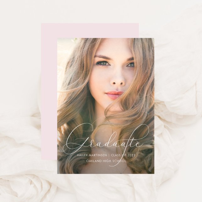 Invitation Élégant Script Blush Photo Graduation Party (Créateur téléchargé)