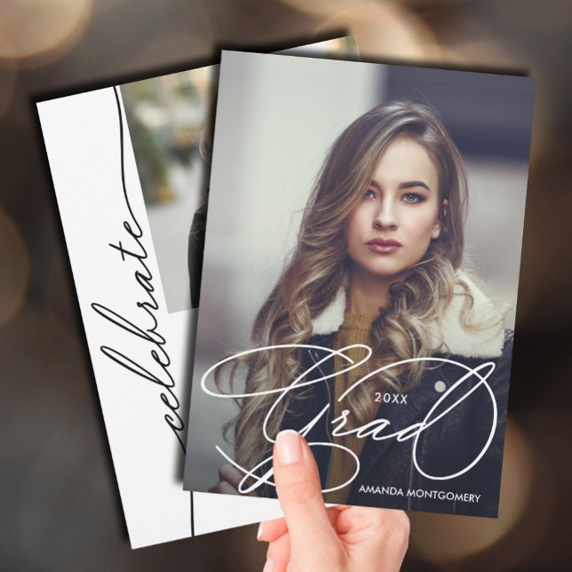 Invitation Élégant Script de fin d'études Photo de remise des (Elegant Grad Script Photo Graduation Invitations)