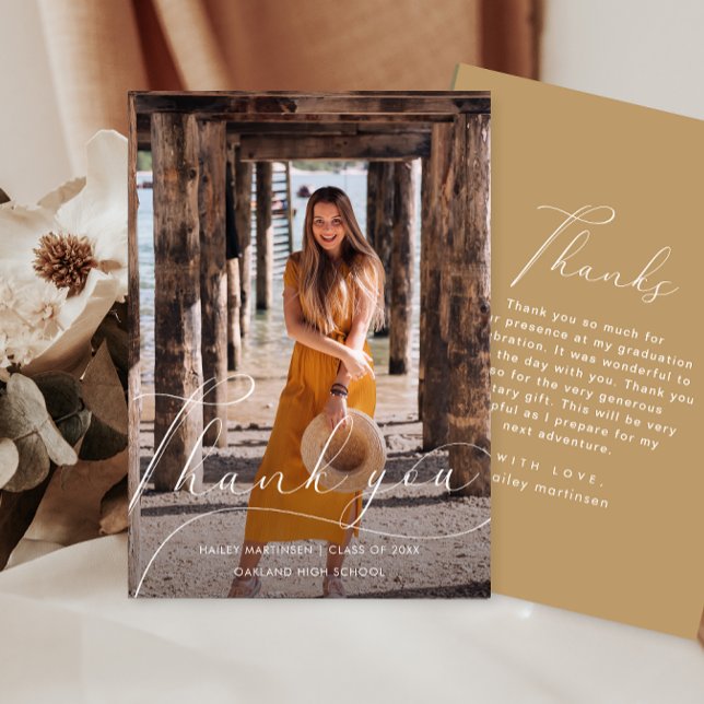 Invitation Élégant Script Jaune Photo Merci de graduation (Créateur téléchargé)