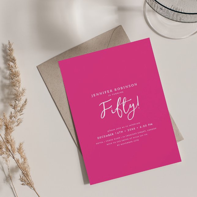 Invitation Élégant Script moderne 50e Anniversaire Hot rose (Elegant Modern Script 50th Birthday Hot Pink Invitation)