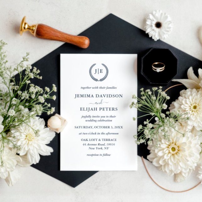 Invitation Élégant Script Monogram Crest Mariage de couronne (Créateur téléchargé)