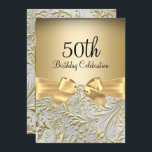 Invitation Élégante Bow or florale tourbillon 50e fête d'anni<br><div class="desc">Elégante Bow Floral Swirl 50e anniversaire de fête Invitation. Elégant diamant d'or arc & floral tourbillon design. Remarque : Toutes les images plates ! Ils n'ont pas de vrais bijoux !</div>