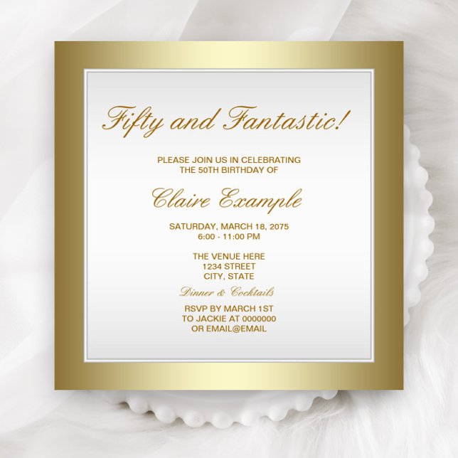 Invitation élégante d'anniversaire en or blanc (Elegant white and gold birthday and event invitation with beautiful gold border. )