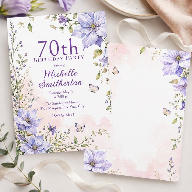 Invitation élégante de 70e anniversaire aux fleurs (Purple floral and butterflies 70th birthday party invitation)