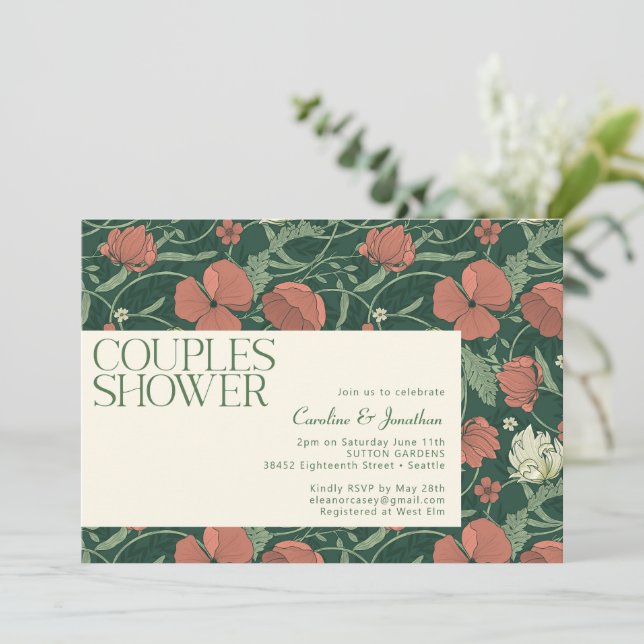 Invitation Élégante Douche de Couple Florale Verte Rustique (Debout devant)