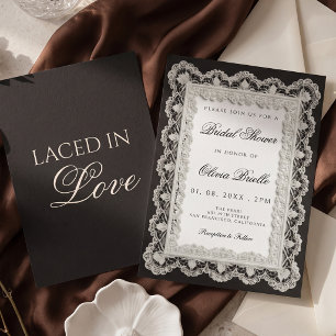 Invitation Élégante douche de mariée Old Money brodée d'amour