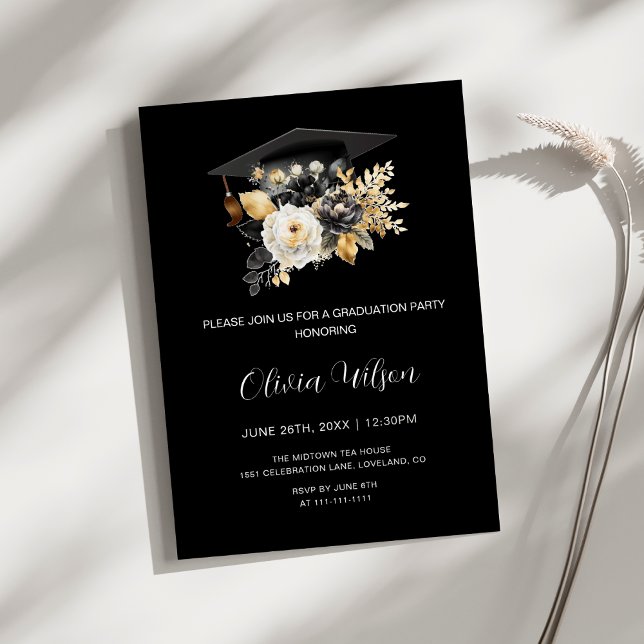 Invitation Élégante Fleurs Noir Blanc et Or Graduation (Elegant Black White and Gold Flowers Graduation Party Invitation)
