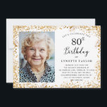 Invitation Elégante Gold 80th Birthday Party<br><div class="desc">Cette 80e invitation de fête d'anniversaire est parfaite pour tous ceux qui veulent trinquer à 80 ans et encore fabuleux ! Le design comprend une bordure de parties scintillant dorée glamour et une élégante typographie manuscrite. Téléchargez facilement votre propre photo et modifiez tous les détails en utilisant le modèle fourni....</div>