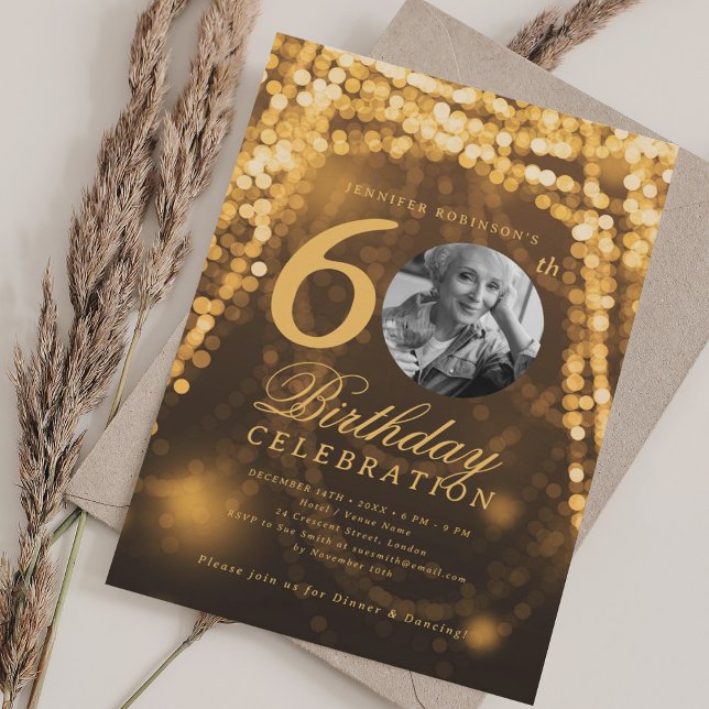 Invitation Élégante photo 60e anniversaire Gold Glam Lumières (Elegant Photo 60th Birthday Gold Glam Lights Invitation)