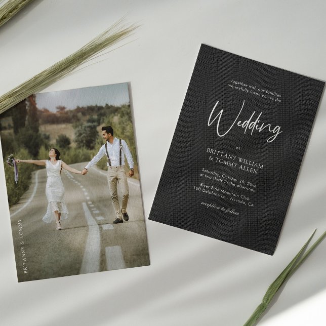 Invitation Elégante photo Mariage noir et blanc (Black & Chic: Modern Monochrome Wedding Invitation)