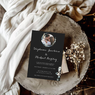 Invitation Elégante photo Wreath Black White Wedding Invitati