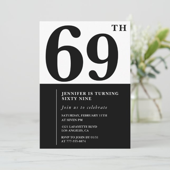 Invitation élégante pour les 69 ans d'une femme No (Debout devant)