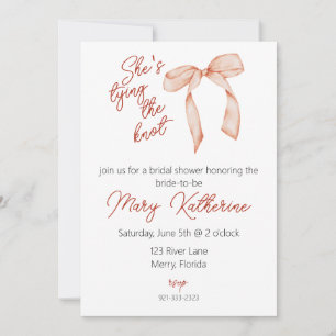Invitation Elle est en train de nouer la Fête des mariées