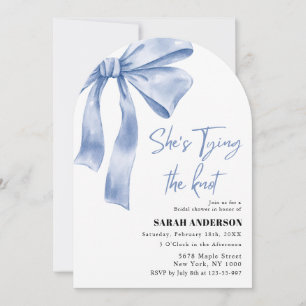Invitation Elle est Tying the Knot bleu bow Fête des mariées