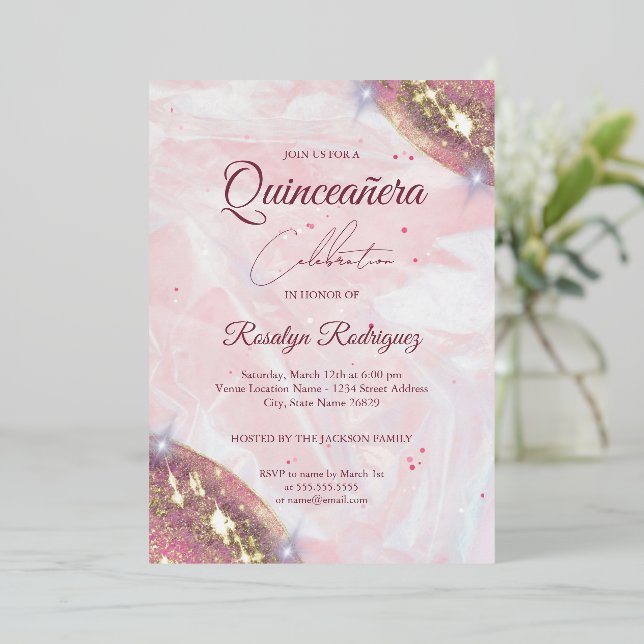 Invitation En Aluminium Anniversaire Elégant Quinceañera rose et or (Debout devant)
