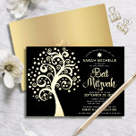 Invitation En Aluminium Arbre Bat mitzvah noir de vie Script Véritable or<br><div class="desc">Soyez fier, réjouissez-vous et présentez cette étape importante de votre Bat mitzvah préféré ! Ce véritable arbre de vie graphique en feuille d'or avec l'étoile brillante de David et "feuilles" point et véritable script de calligraphie en feuille d'or sur un arrière - plan noir riche, sophistiqué, est l'invitation parfaite pour...</div>
