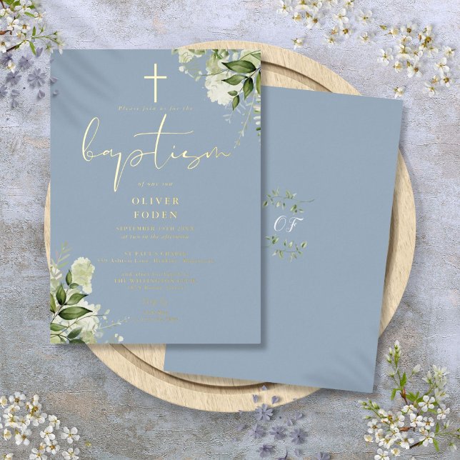 Invitation En Aluminium Bleu Poussiéreux Monogramme Baptême Vert Foncé Or (Dusty Blue Greenery Monogram Baptism Gold Foil Invitation)