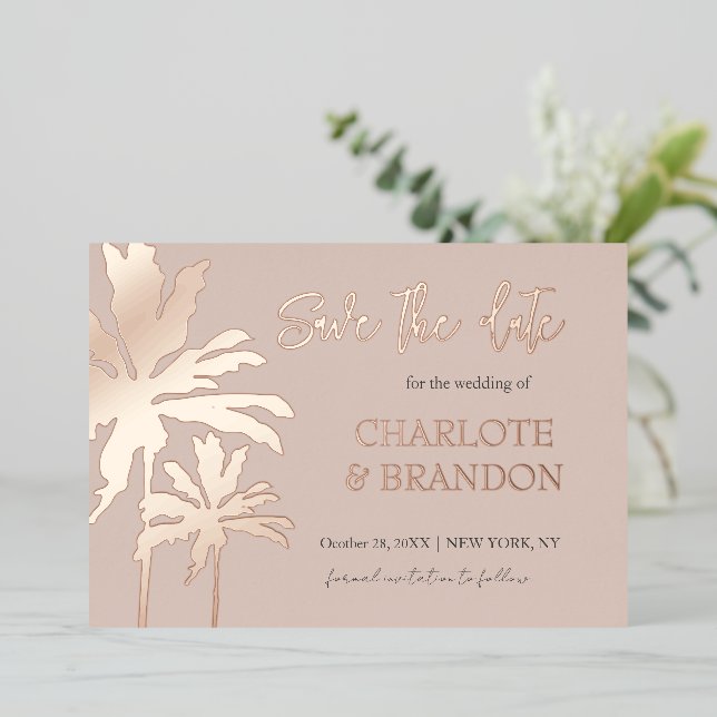 Invitation En Aluminium Blush Palm Trees Beach Mariage Enregistrer La Date (Debout devant)
