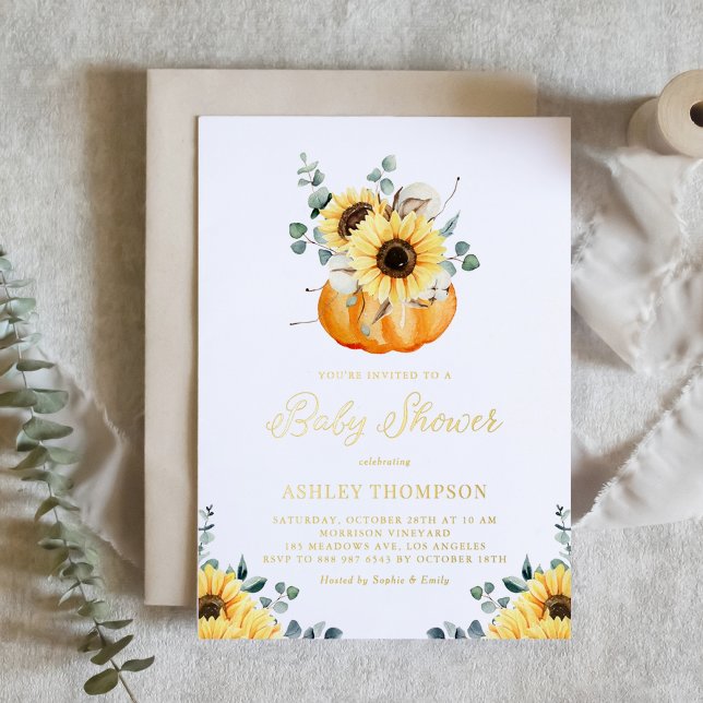 Invitation En Aluminium Citrouille avec tournesols Baby shower d'automne r (Gold foil fall baby shower invitation featuring watercolor pumpkin, sunflowers and greenery.)